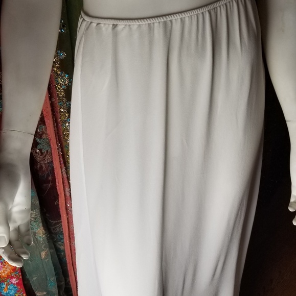 Reformation  ivory maxi skirt slip - Picture 4 of 8